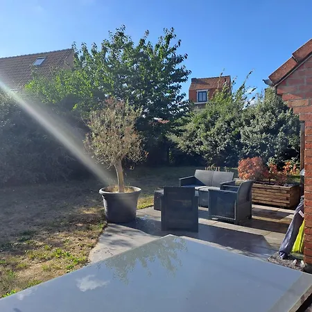 Individuelle 5 Mn Lille Centre Chr/eurasante Сasa de vacaciones *